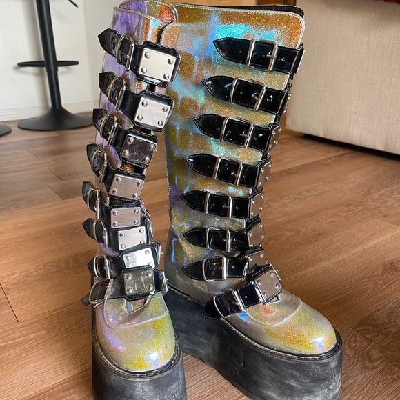 Burning man boot - Picture 4 of 5